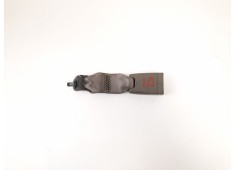 Recambio de enganche cinturon seguridad delantero para renault maxity fg 130.35/45 referencia OEM IAM    2