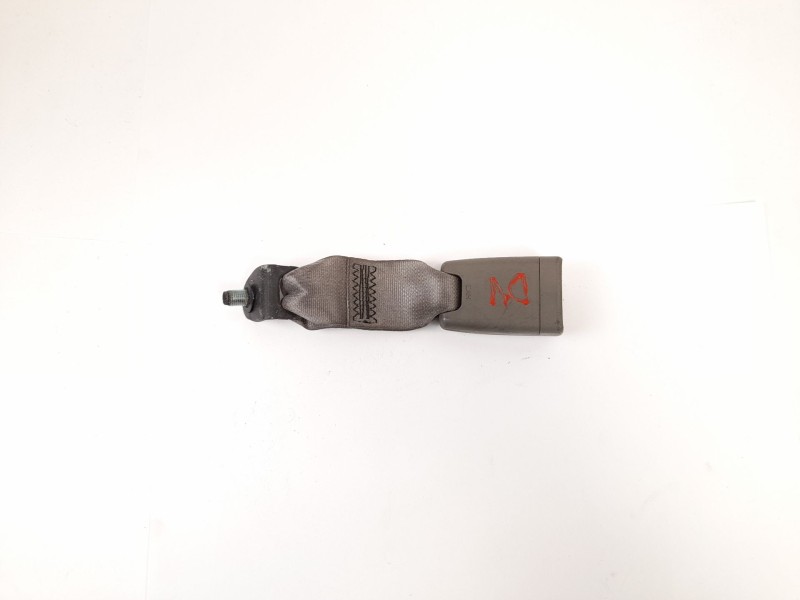 Recambio de enganche cinturon seguridad delantero para renault maxity fg 130.35/45 referencia OEM IAM   