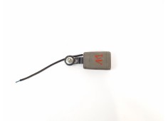 Recambio de enganche cinturon seguridad delantero para renault maxity fg 130.35/45 referencia OEM IAM    2