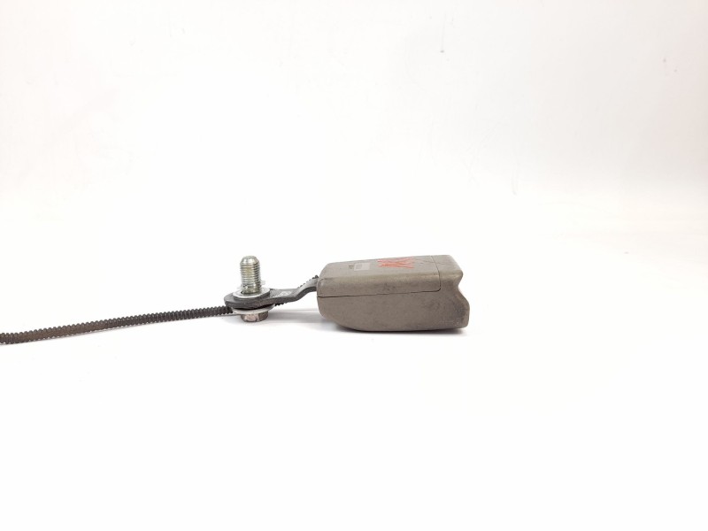 Recambio de enganche cinturon seguridad delantero para renault maxity fg 130.35/45 referencia OEM IAM   