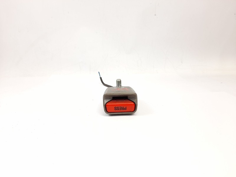 Recambio de enganche cinturon seguridad delantero para renault maxity fg 130.35/45 referencia OEM IAM   