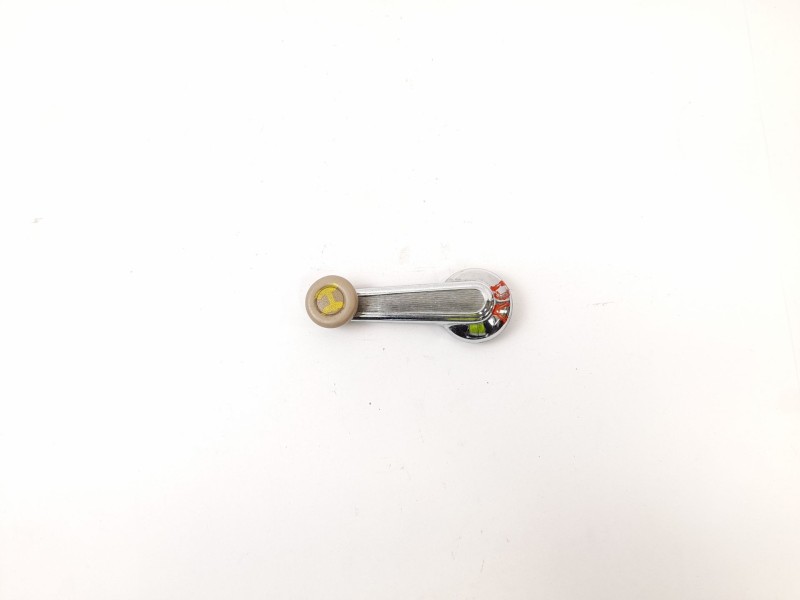 Recambio de maneta elevalunas delantera izquierda para nissan vanette furgón (c120) 2.0 d referencia OEM IAM   