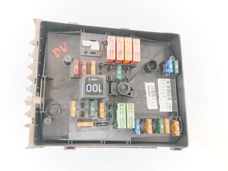 CAJA RELES / FUSIBLES 1K0937125 