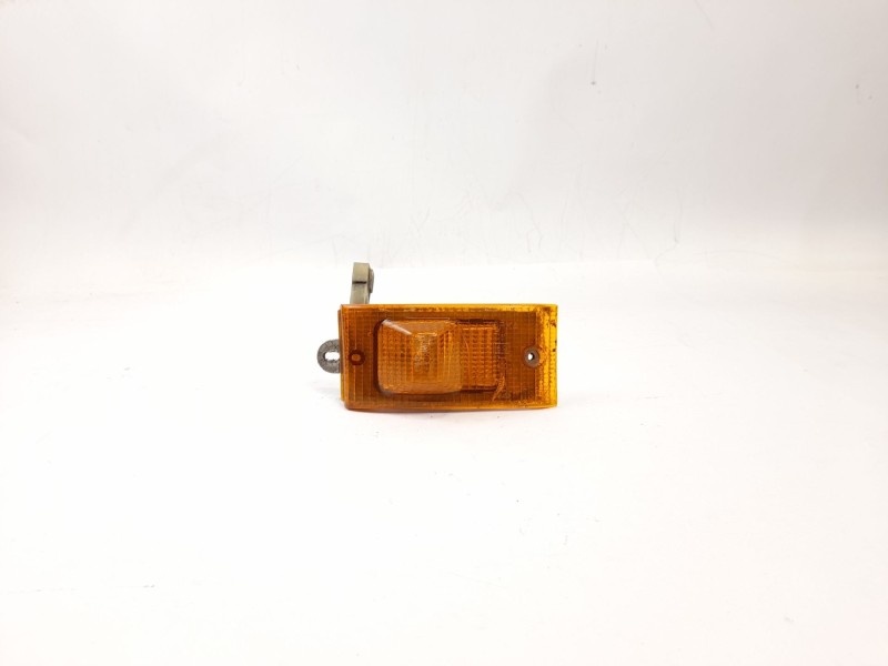 Recambio de piloto lateral izquierdo para nissan vanette furgón (c120) 2.0 d referencia OEM IAM   