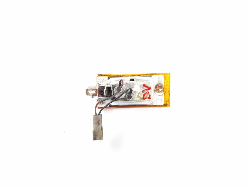 Recambio de piloto lateral izquierdo para nissan vanette furgón (c120) 2.0 d referencia OEM IAM   