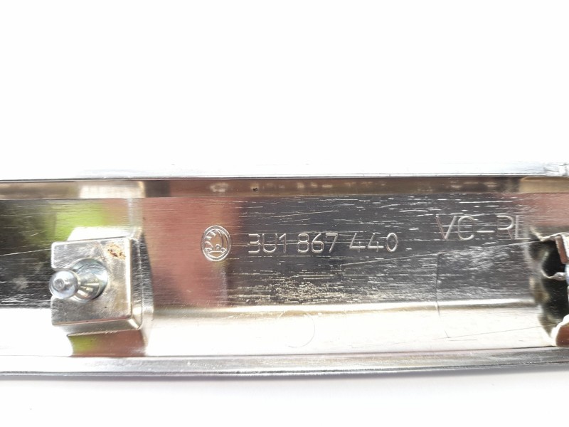 Recambio de moldura para skoda superb (3u4) 2.0 tdi dpf referencia OEM IAM 3U1867440  