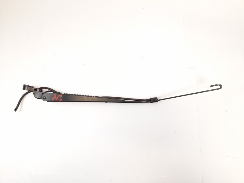 Recambio de brazo limpia delantero izquierdo para renault maxity fg 130.35/45 referencia OEM IAM   