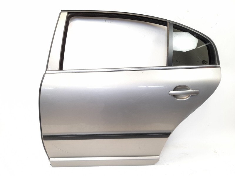 Recambio de puerta trasera izquierda para skoda superb (3u4) 2.0 tdi dpf referencia OEM IAM   