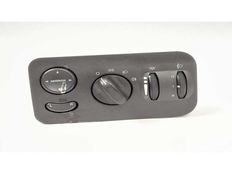 MANDO LUCES 7467461112 
