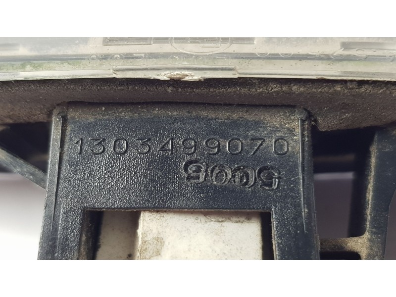 Recambio de piloto matricula para peugeot boxer caja cerrada (rs2850) 2.8 hdi referencia OEM IAM 130349907  