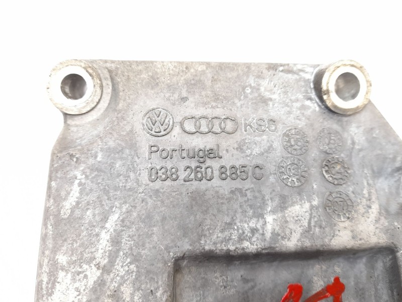 Recambio de soporte alternador para skoda superb (3u4) 2.0 tdi dpf referencia OEM IAM 038260885C  