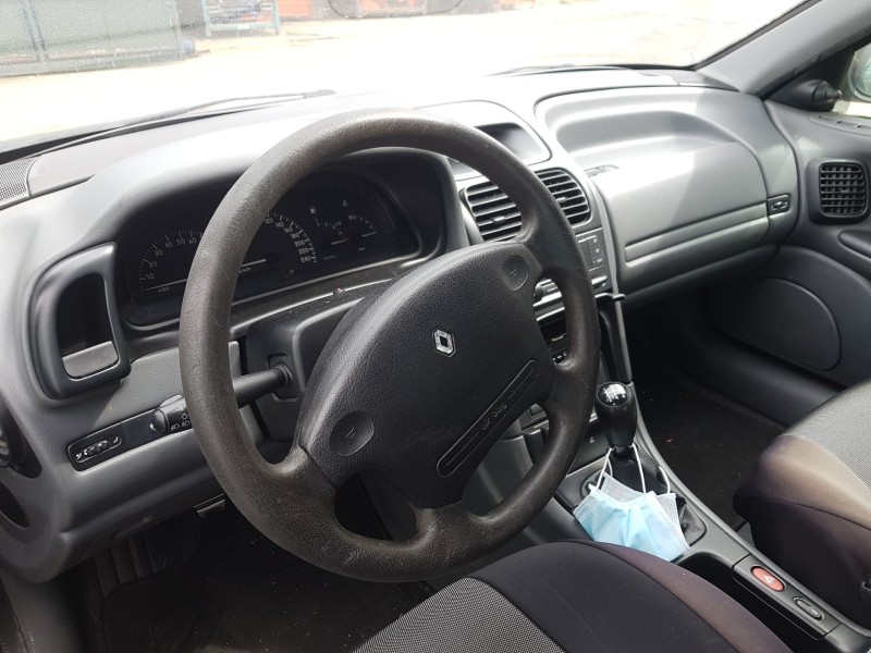 renault laguna (b56) del año 1997