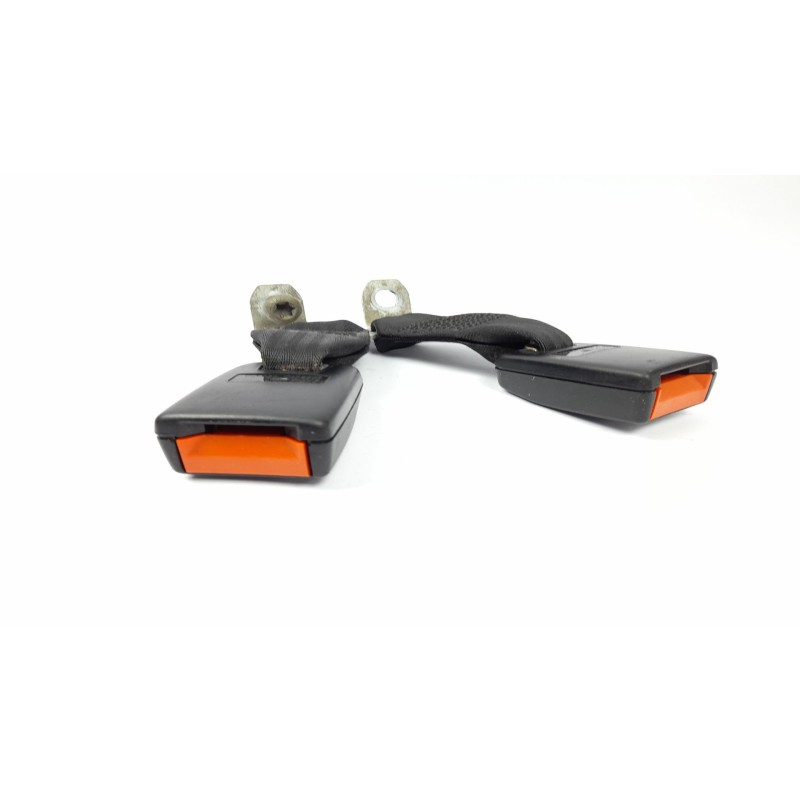 Recambio de enganche cinturon seguridad trasero central para ford fiesta (cbk) 1.4 tdci cat referencia OEM IAM 2S6AA613K21AC  