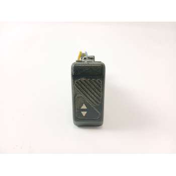 MANDO ELEVALUNAS DELANTERO IZQUIERDO 