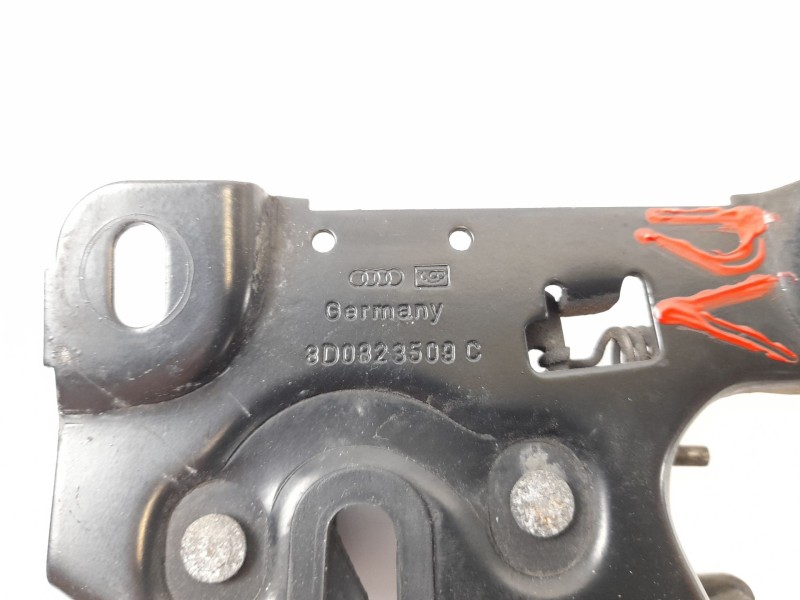 Recambio de cerradura capot para audi a4 b5 (8d2) 2.5 tdi referencia OEM IAM 8D0823509C  