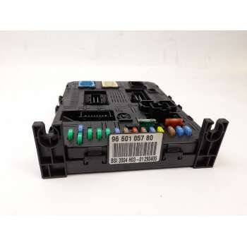 CAJA RELES / FUSIBLES 9660105780 216760315B BSI2004H03