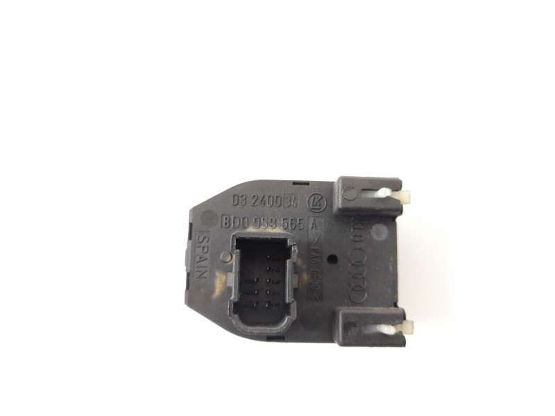 Recambio de mando retrovisor para audi a4 avant (b5) 1.9 tdi referencia OEM IAM 8D0959565A  03240034