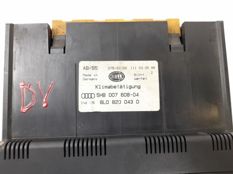 Recambio de mando climatizador para audi a4 avant (b5) 1.9 tdi referencia OEM IAM 8L0820043D D750302 5HB00760804