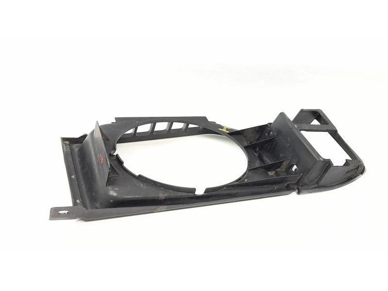 Recambio de soporte faro izquierdo para mitsubishi montero (l040) 2.5 td (l044g, l049g) referencia OEM IAM   