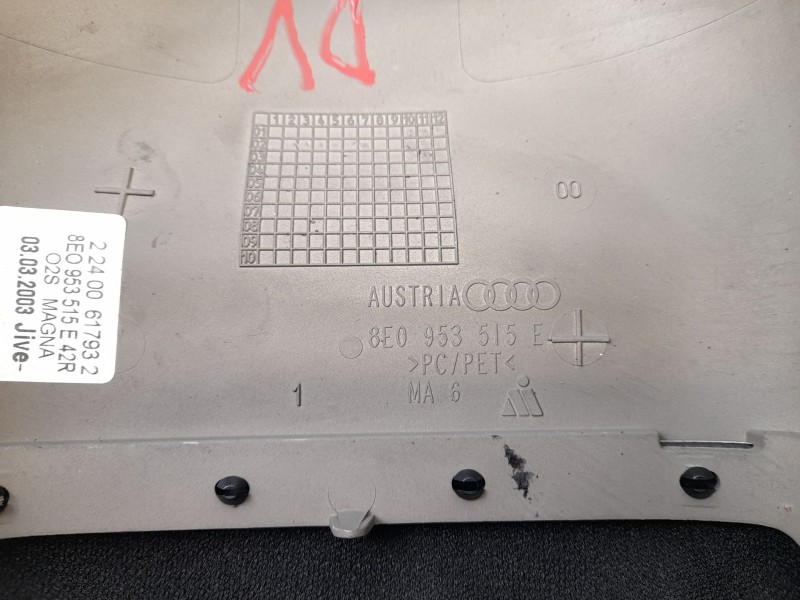 Recambio de moldura para audi a4 b6 (8e2) 1.9 tdi referencia OEM IAM 8E0953515E  
