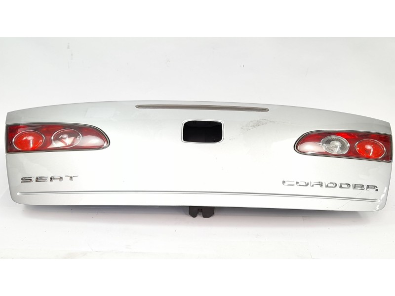 Recambio de tapa maletero para seat cordoba berlina (6l2) 1.4 16v referencia OEM IAM   