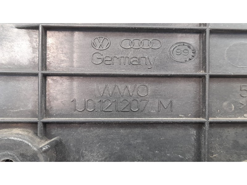Recambio de electroventilador para volkswagen golf iv berlina (1j1) 1.9 tdi referencia OEM IAM 1J0121207M  