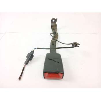 ENGANCHE CINTURON SEGURIDAD DELANTERO DERECHO 1K4857756 