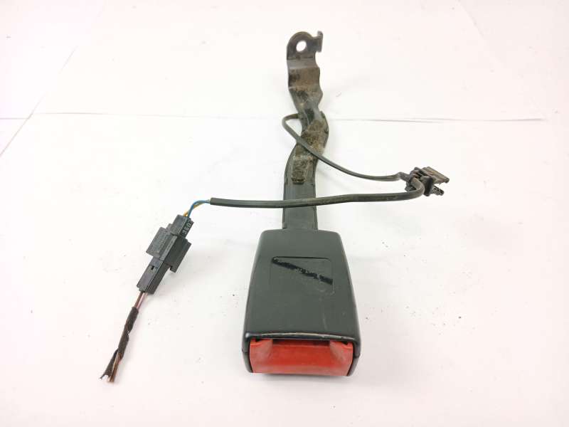 ENGANCHE CINTURON SEGURIDAD DELANTERO DERECHO 1K4857756 