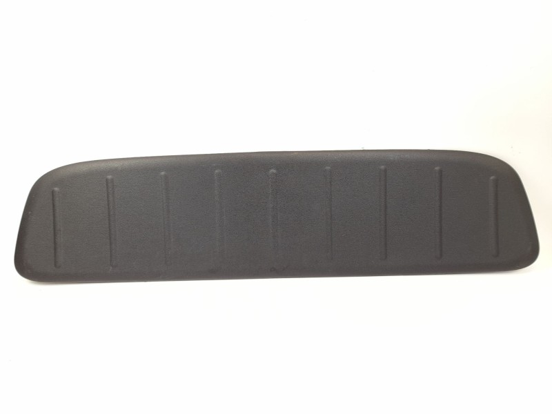 Recambio de guarnecido porton trasero para hyundai i10 classic referencia OEM IAM 817510X000  