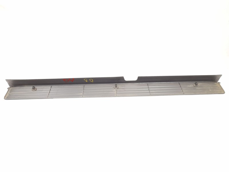 Recambio de moldura para suzuki vitara td referencia OEM IAM 7613156B00  