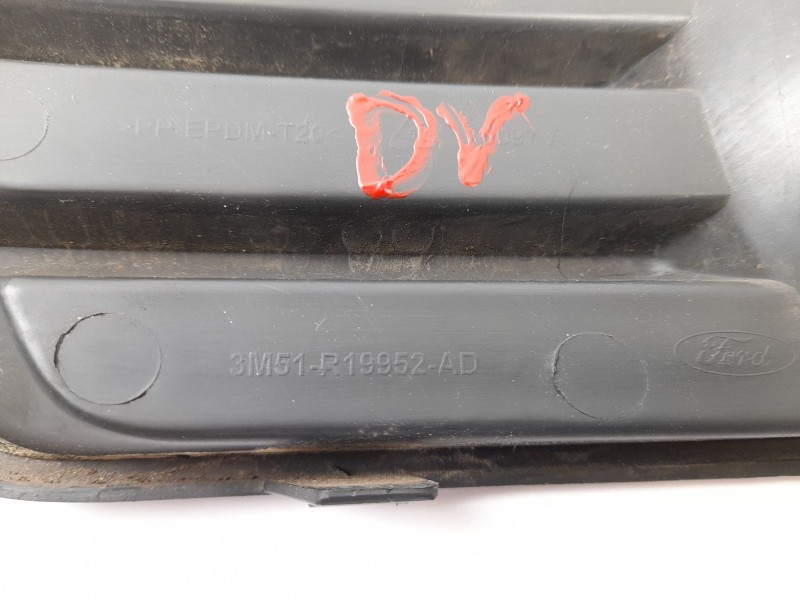 Recambio de moldura para ford focus c-max 2.0 tdci referencia OEM IAM 3M51R19952AD  