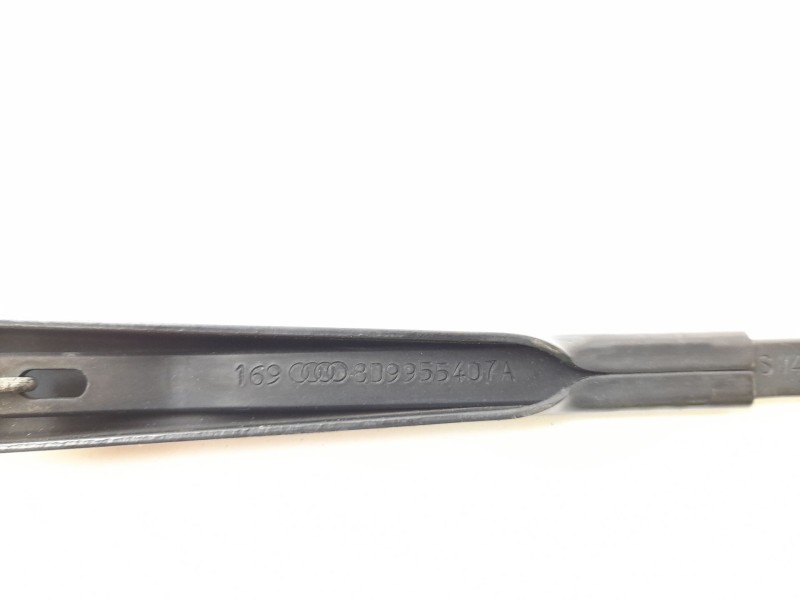 Recambio de brazo limpia trasero para audi a4 avant (b5) 2.5 tdi referencia OEM IAM 8D9955407A  