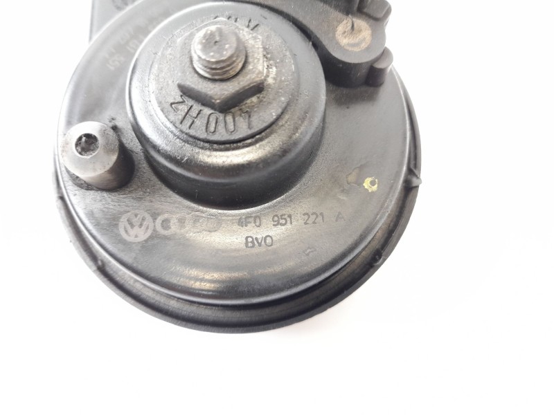 Recambio de claxon para audi a6 c6 (4f2) 3.0 tdi quattro avant referencia OEM IAM 4F0951221A 6033FB1551 703881165