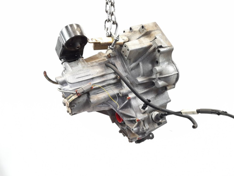 Recambio de caja cambios para nissan primera hatchback (p10) 2.0 d referencia OEM IAM   