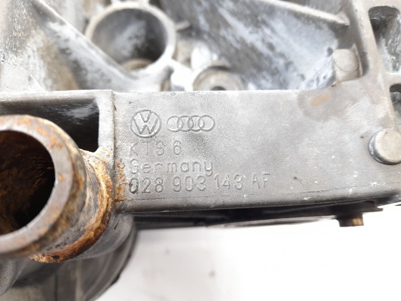 Recambio de soporte alternador para audi a4 avant (b5) 1.9 tdi referencia OEM IAM 028903143AF  