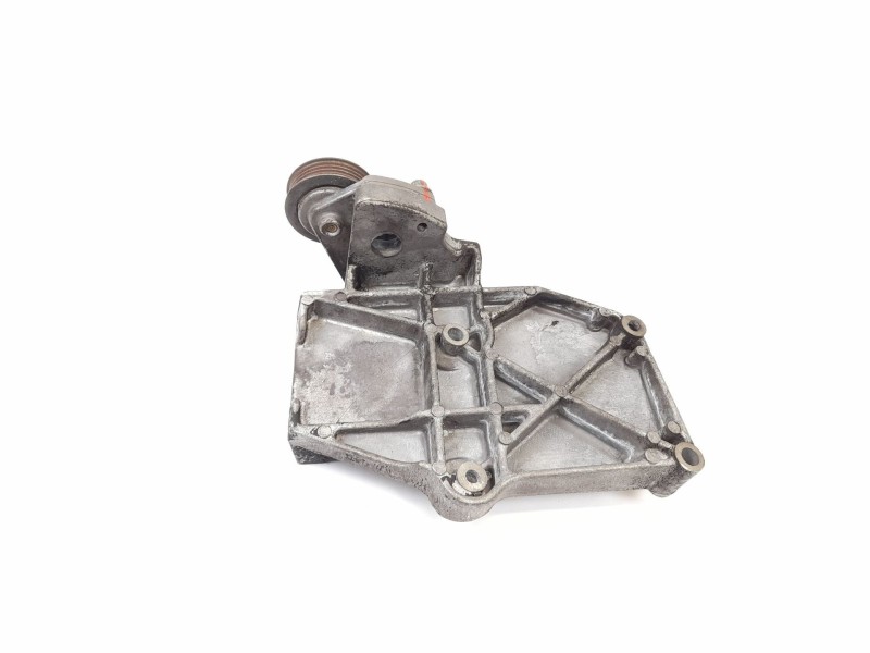 Recambio de soporte alternador para audi a4 avant (b5) 1.9 tdi referencia OEM IAM 028260885A  