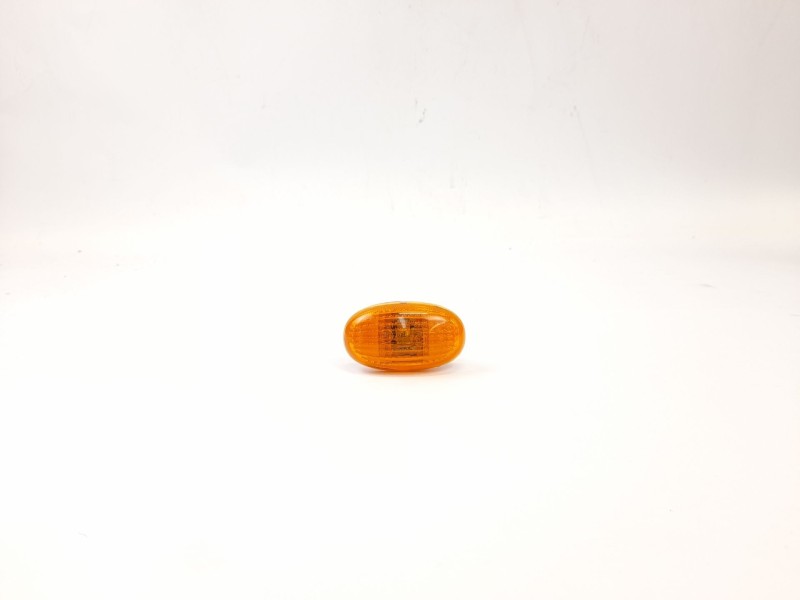 Recambio de piloto lateral izquierdo para chevrolet matiz 1.0 cat referencia OEM IAM 1048197  