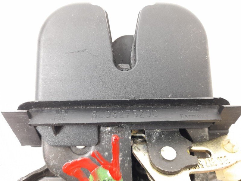Recambio de cerradura maletero / porton para audi a3 (8l1) 1.9 tdi referencia OEM IAM 8L0827520C  