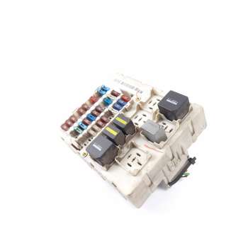 CAJA RELES / FUSIBLES 2M5T14A073BE 