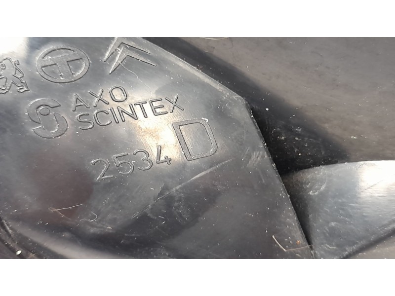 Recambio de piloto trasero derecho para citroen xsara (n1) 1.9 td referencia OEM IAM 2534D  