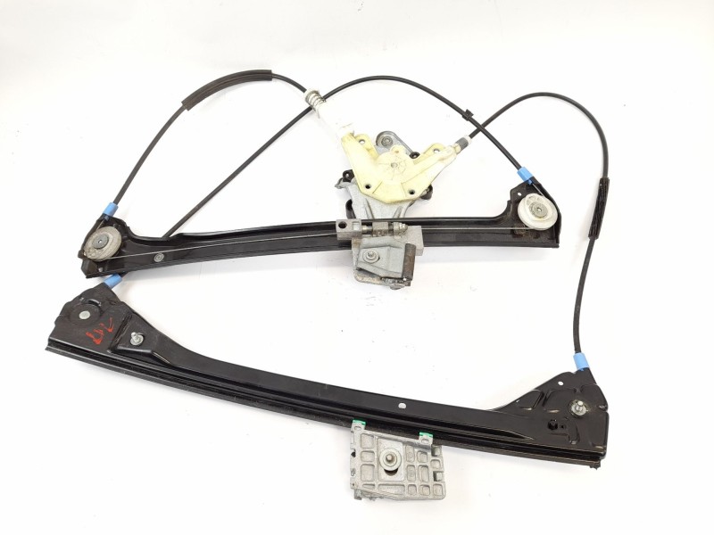 Recambio de elevalunas delantero derecho para bmw serie 3 berlina (e46) 1.9 318i referencia OEM IAM 51358229106  676283620630