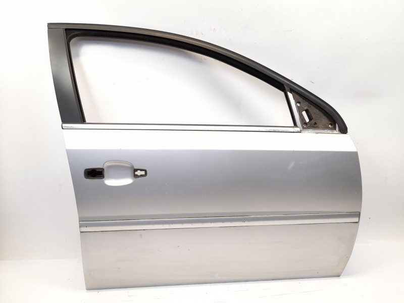 Recambio de puerta delantera derecha para opel vectra c berlina gts 1.9 cdti referencia OEM IAM   