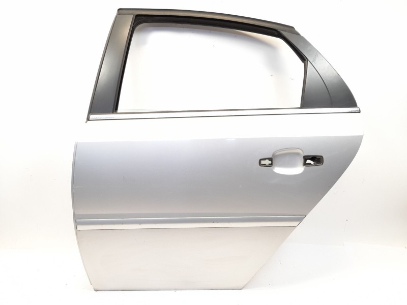 Recambio de puerta trasera izquierda para opel vectra c berlina gts 1.9 cdti referencia OEM IAM   