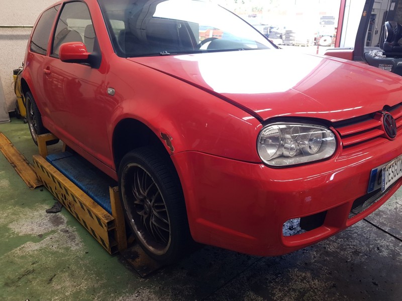 volkswagen golf iv berlina (1j1) del año 2003