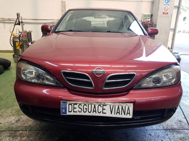 nissan primera berlina (p11) del año 2000