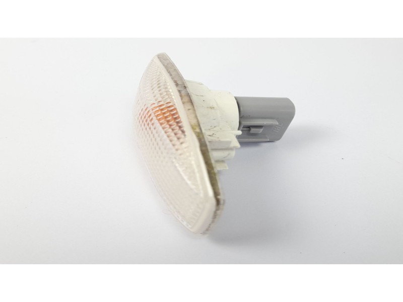 Recambio de piloto lateral derecho para kia picanto 1.0 referencia OEM IAM   