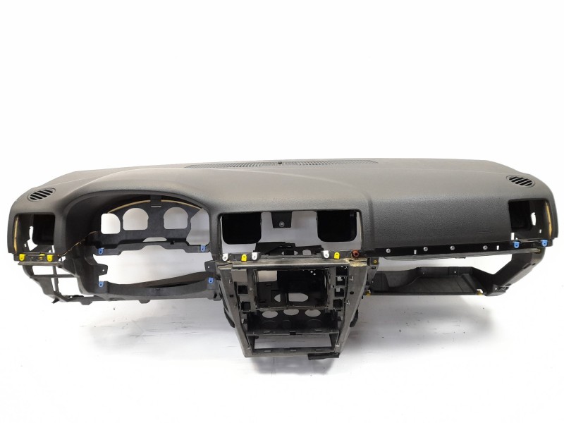Recambio de salpicadero para opel vectra c berlina gts 1.9 cdti referencia OEM IAM   