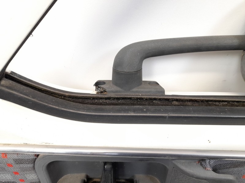 Recambio de puerta delantera derecha para citroen c15 ranchera familiar 1.8 d referencia OEM IAM   