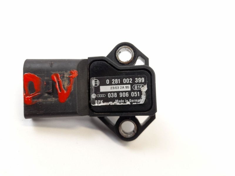 Recambio de sensor presion para audi a8 (4e2) 4.0 tdi quattro referencia OEM IAM 038906051  0281002399