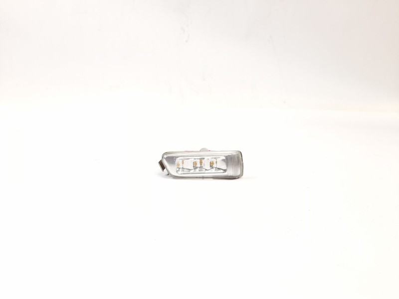 Recambio de piloto lateral izquierdo para audi a8 (4e2) 4.0 tdi quattro referencia OEM IAM 4E0949127  ULO3214L